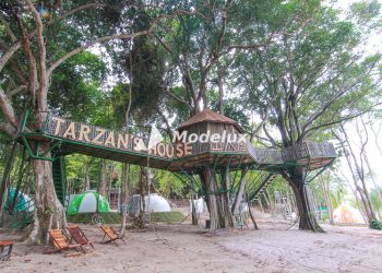 Rumah Tarzan di Kepri Coral. 