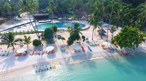 pantai dan kolam renang Kepri Coral