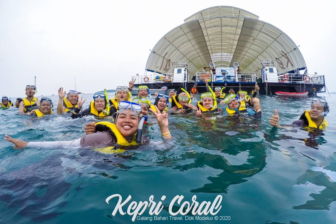 Snorkeling di Kepri Coral.