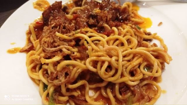 Mie Tarempa ala Hotel Santika Batam